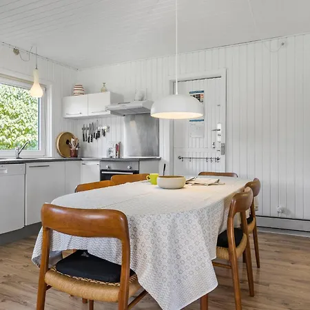 Nice Home In Sydals With Wifi Skovby (Syddanmark)